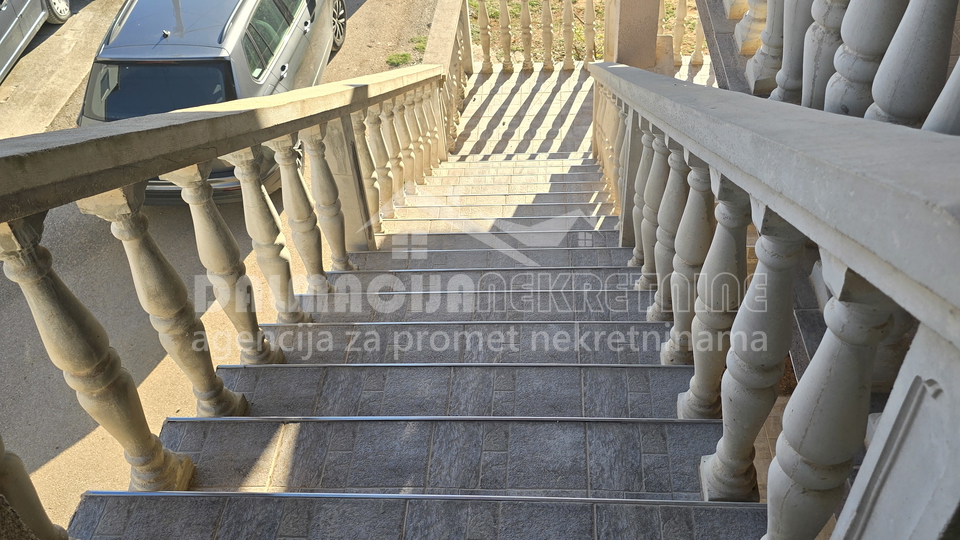 Casa&comma; 300 m2&comma; Vendita&comma; Zadar - Skro&ccaron;e