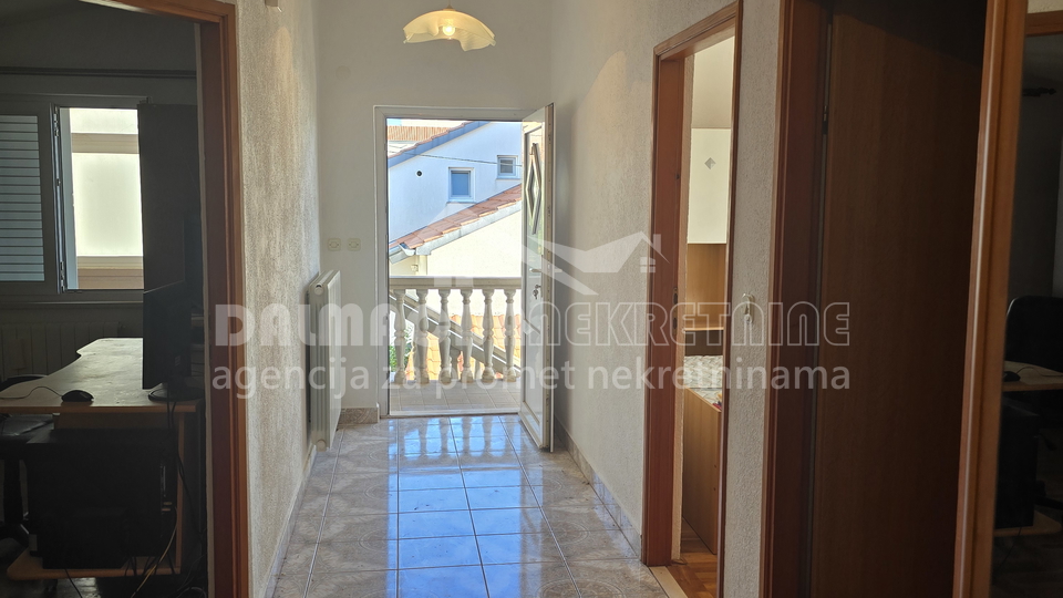 Casa&comma; 300 m2&comma; Vendita&comma; Zadar - Skro&ccaron;e