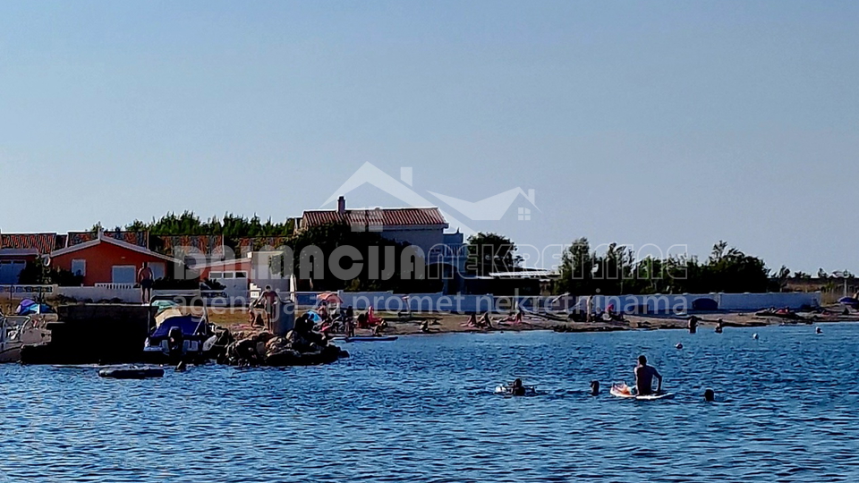 Zadar, Vir, gradbeno zemljišče drugi red do morja