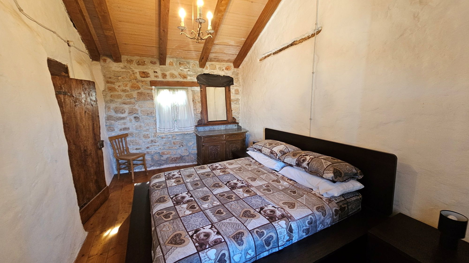 Kamena kućica u okolici Umaga