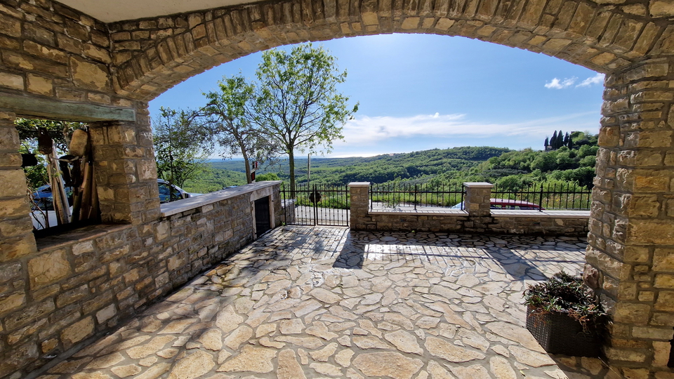 A house with a magic sea view in the vicinity of Buje