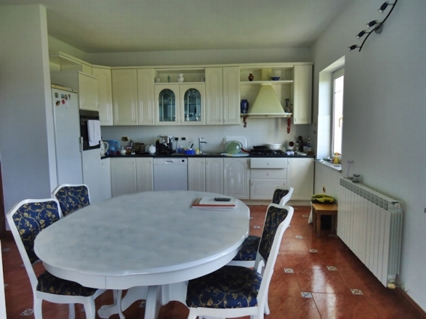 Veliko imanje s obiteljskom kućom