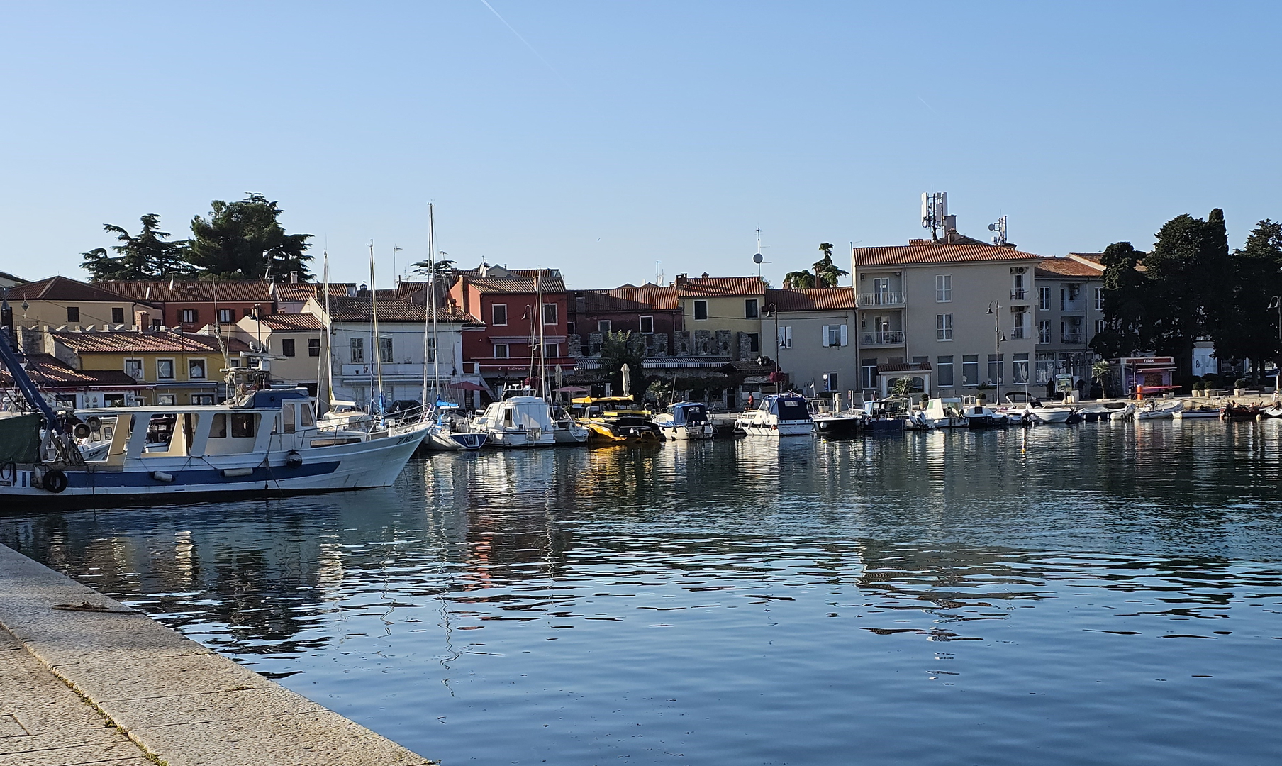 Attractive residential building plot near the sea - Novigrad - Dajla