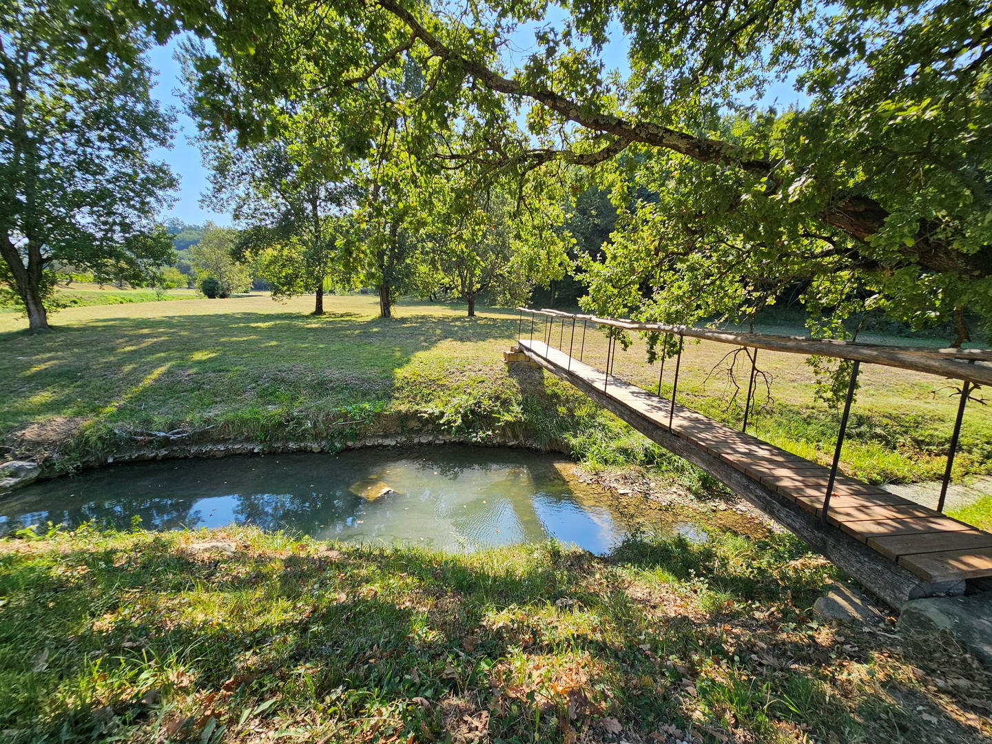 Simpatična kamena kuća u okolici Momjana s otvorenim pogledom