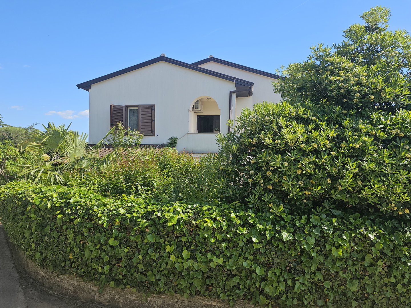 Prodajemo kuću u  Novigradu  blizu mora i plaže