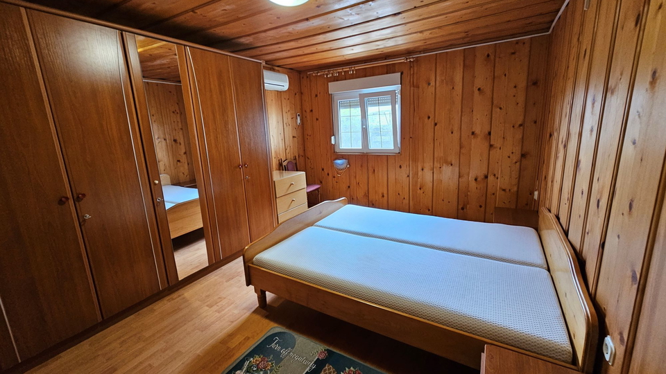 Wohnung in Novigrad im Erdgeschoss in der Nähe des Strandes und des Meeres