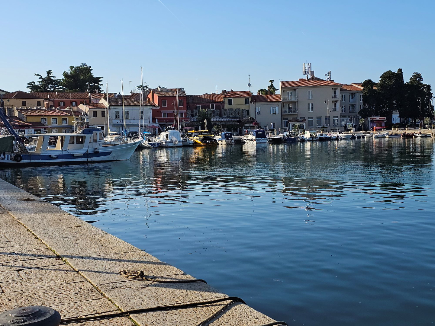 Apartment in Novigrad on the ground floor near the beach and the sea