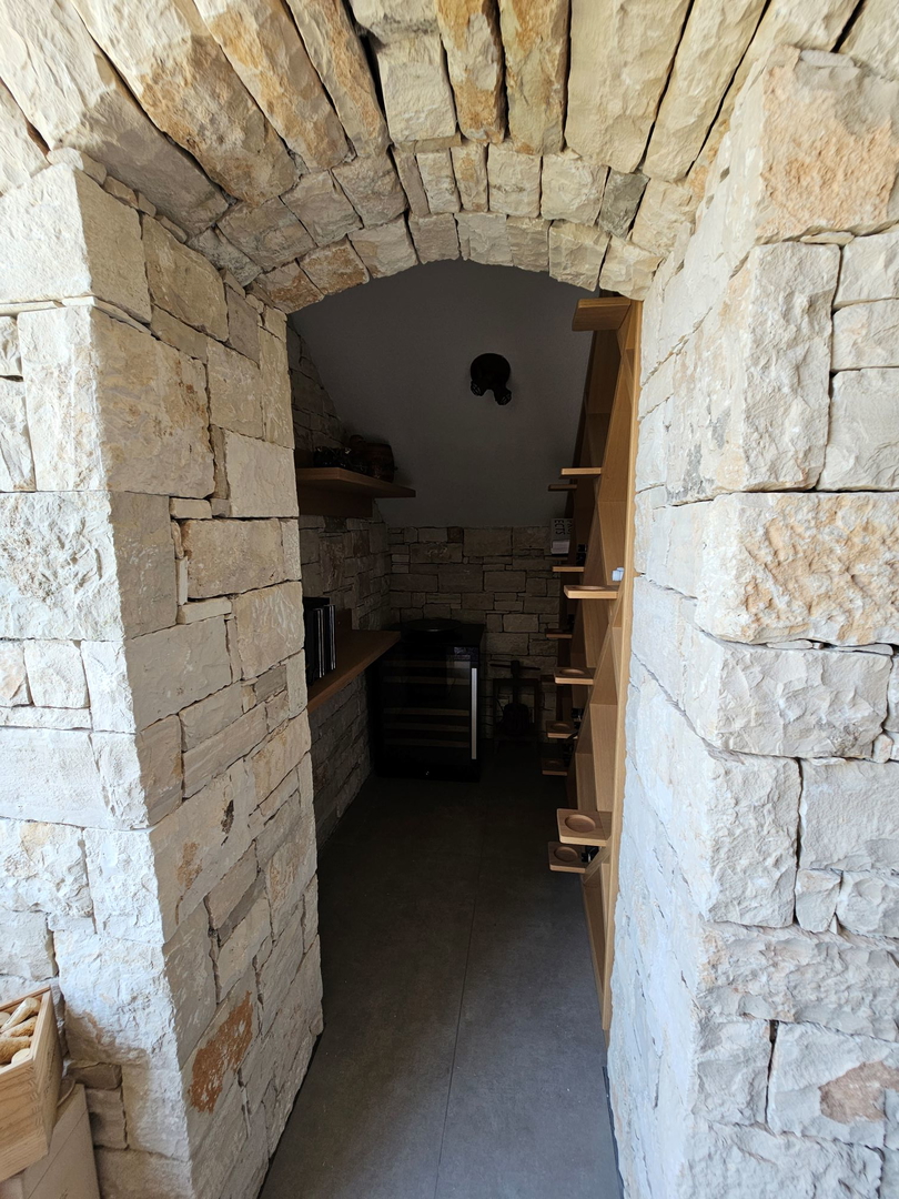 Luxury villas with an open view of the sea, a yard and two swimming pools