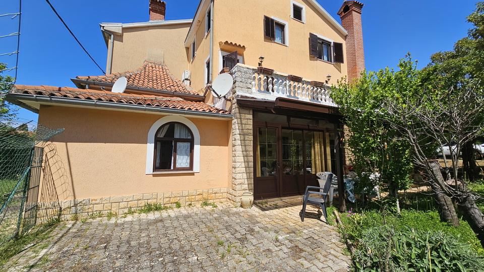 Haus am Meer in der Nähe von Novigrad zur Langzeitmiete