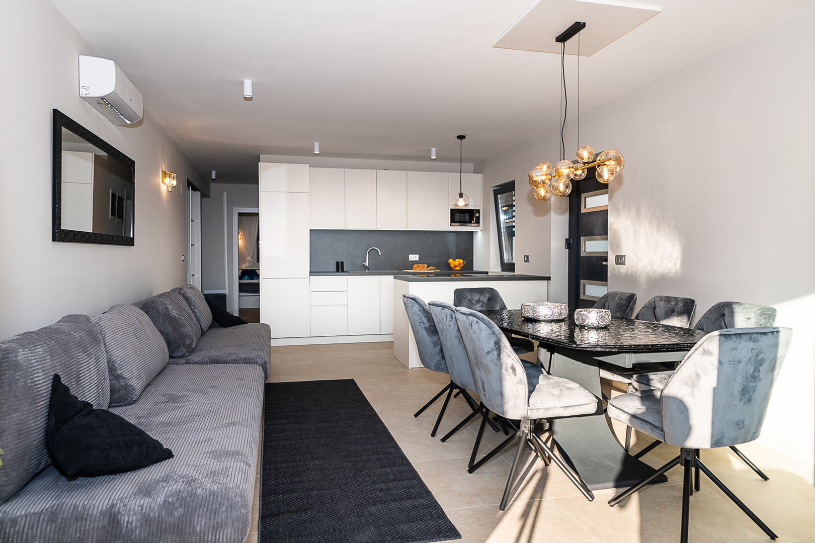 New apartment in Novigrad just 300 m from the sea for long-term rent