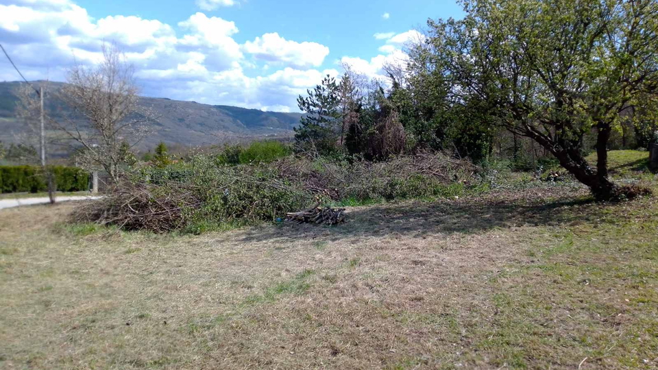 BUILDING PLOT NEAR MOTOVUN