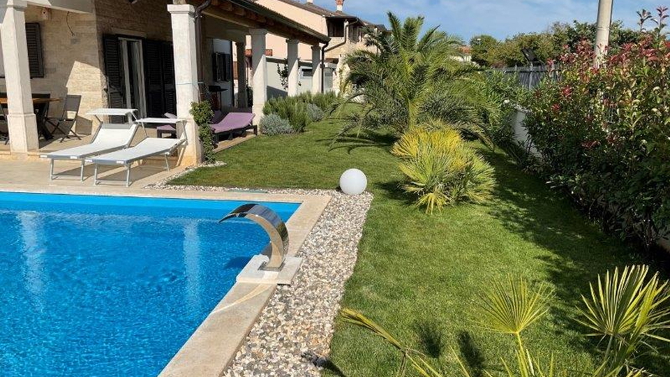 FAMILY HOUSE WITH POOL NEAR NOVIGRAD