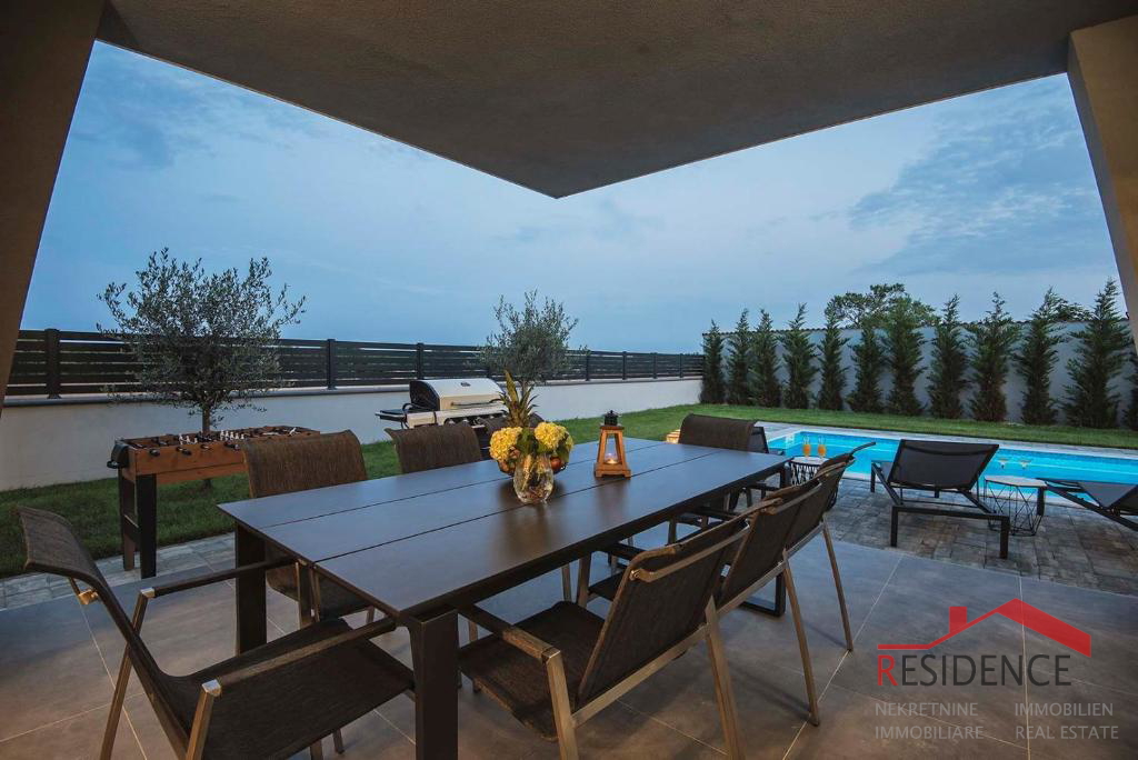 Jadreški, beautiful new villa with swimming pool