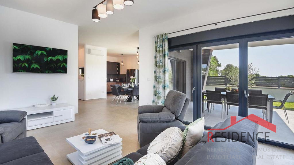 Jadreški, bellissima villa nuova con piscina