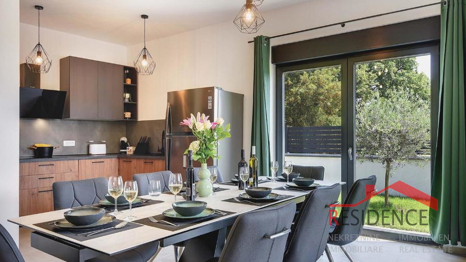 Jadreški, bellissima villa nuova con piscina