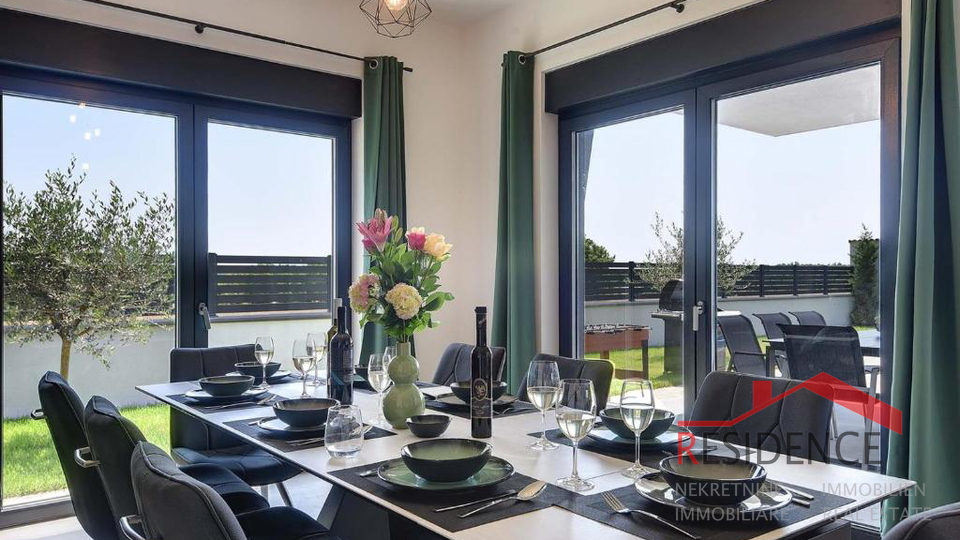 Jadreški, bellissima villa nuova con piscina