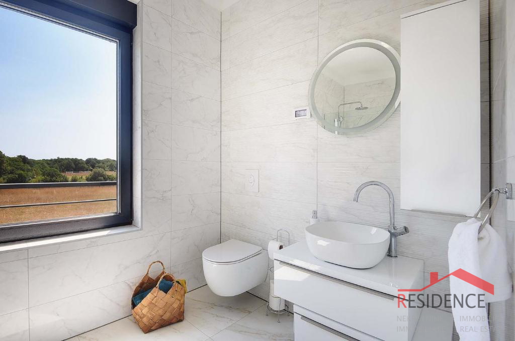 Jadreški, beautiful new villa with swimming pool