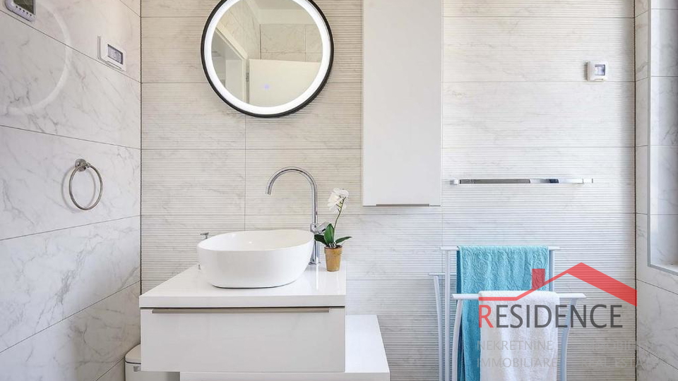 Jadreški, bellissima villa nuova con piscina