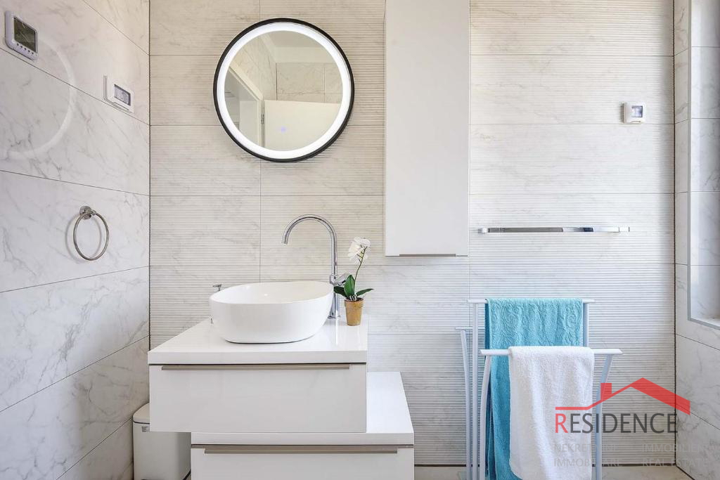 Jadreški, beautiful new villa with swimming pool