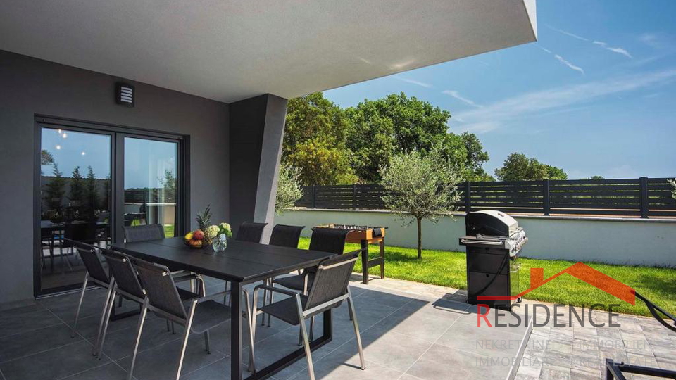 Jadreški, bellissima villa nuova con piscina