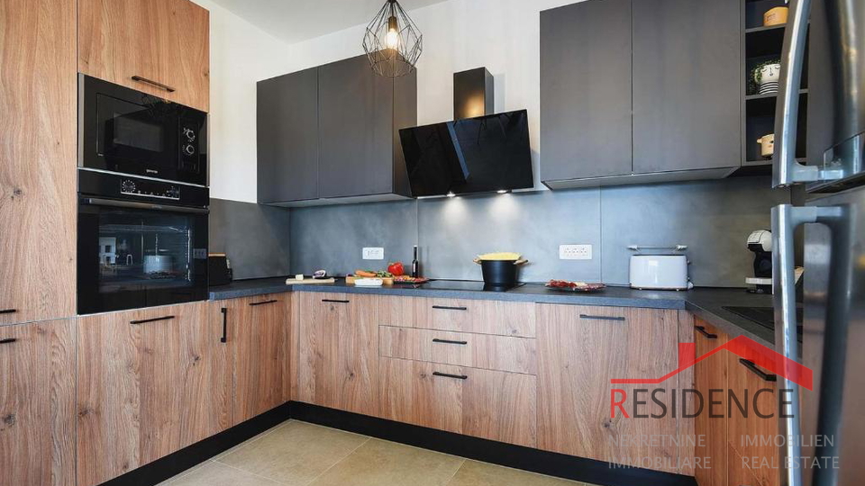 Jadreški, bellissima villa nuova con piscina