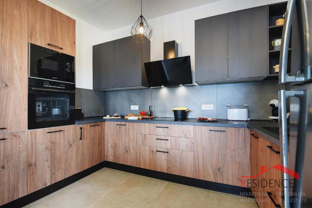 Jadreški, beautiful new villa with swimming pool