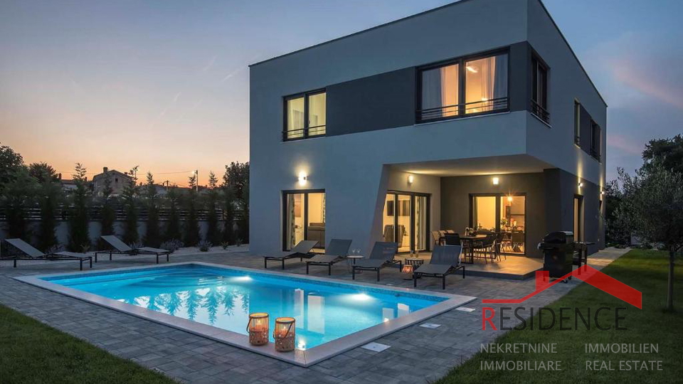 Jadreški, bellissima villa nuova con piscina