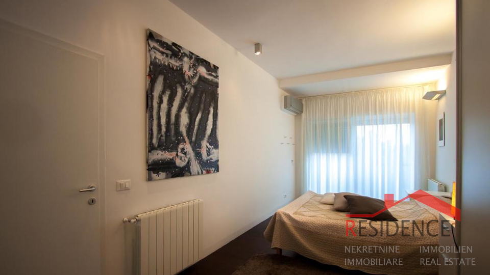 Pula-Vidikovac, three-room apartment, ground floor