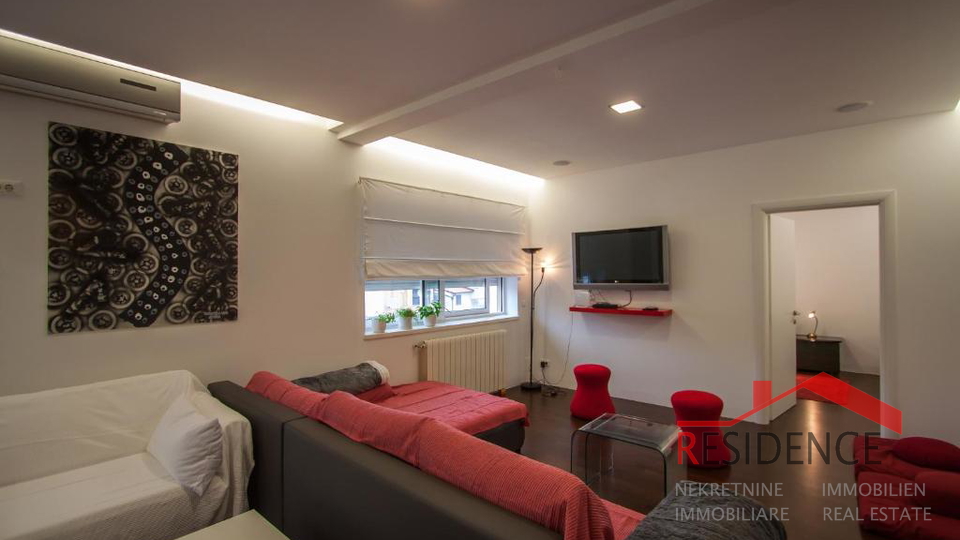 Pula-Vidikovac, three-room apartment, ground floor