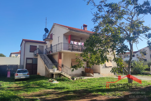 MEDULIN, HOUSE WITH GARDEN