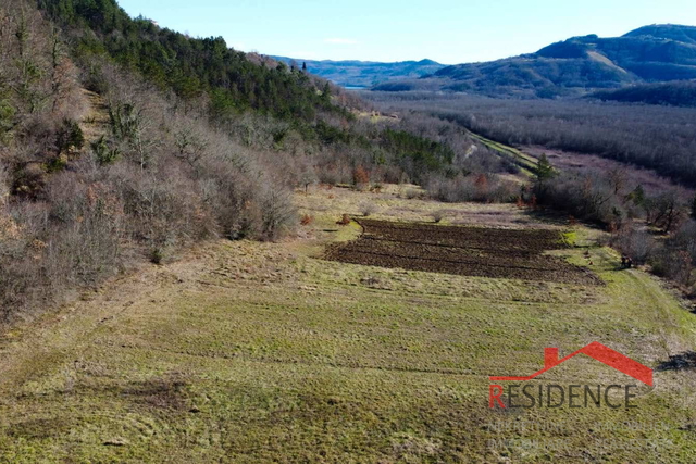 BUZET- SOVIŠĆINA, GRAĐEVINSKO ZEMLJIŠTE