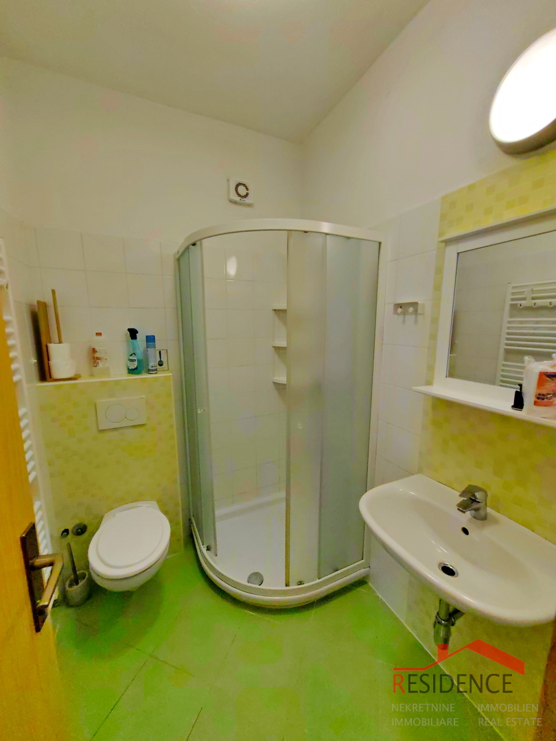 Villa mit großem Anwesen, geeignet für Gesundheits- und Wellnesstourismus – Region Svetvinčenat