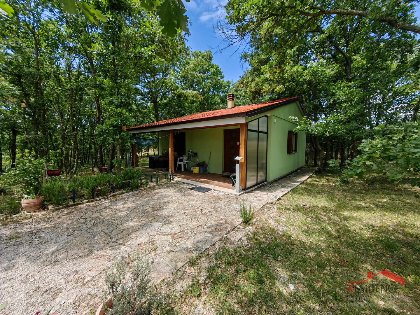 Villa mit großem Anwesen, geeignet für Gesundheits- und Wellnesstourismus – Region Svetvinčenat