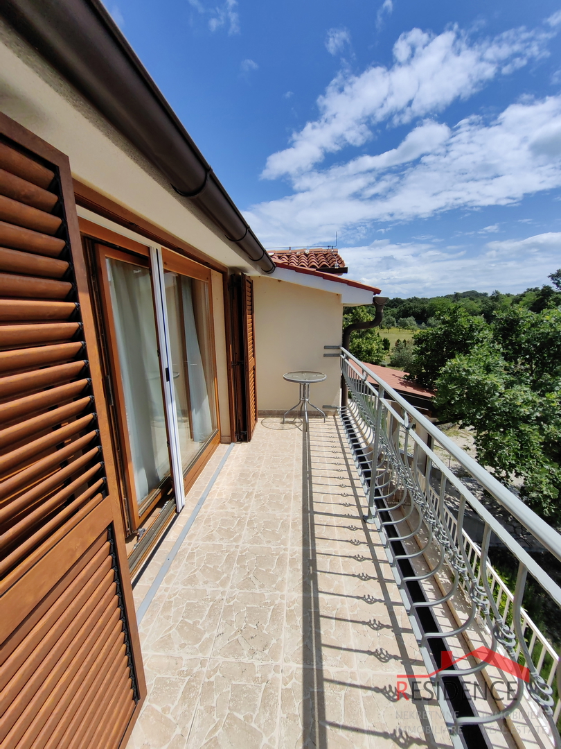 Villa mit großem Anwesen, geeignet für Gesundheits- und Wellnesstourismus – Region Svetvinčenat