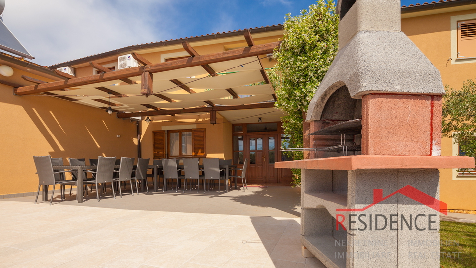 Banjole, casa vacanze con piscina e sala