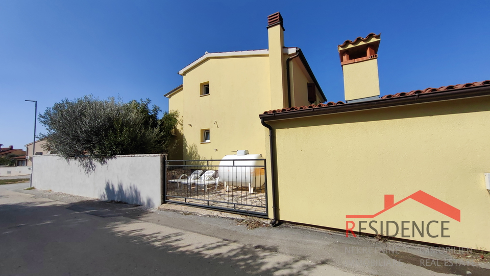 Dignano, bellissima casa indipendente con piscina