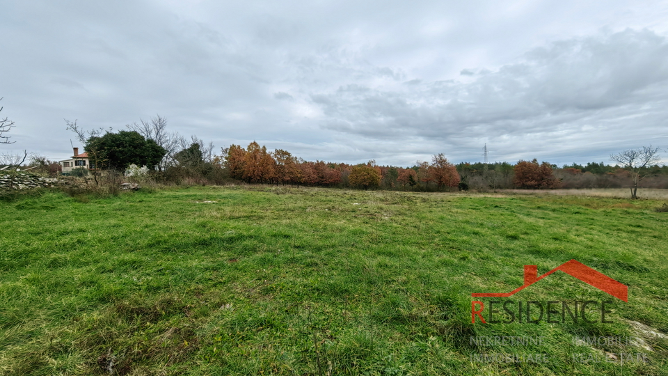 Divšići, terreno edificabile e agricolo