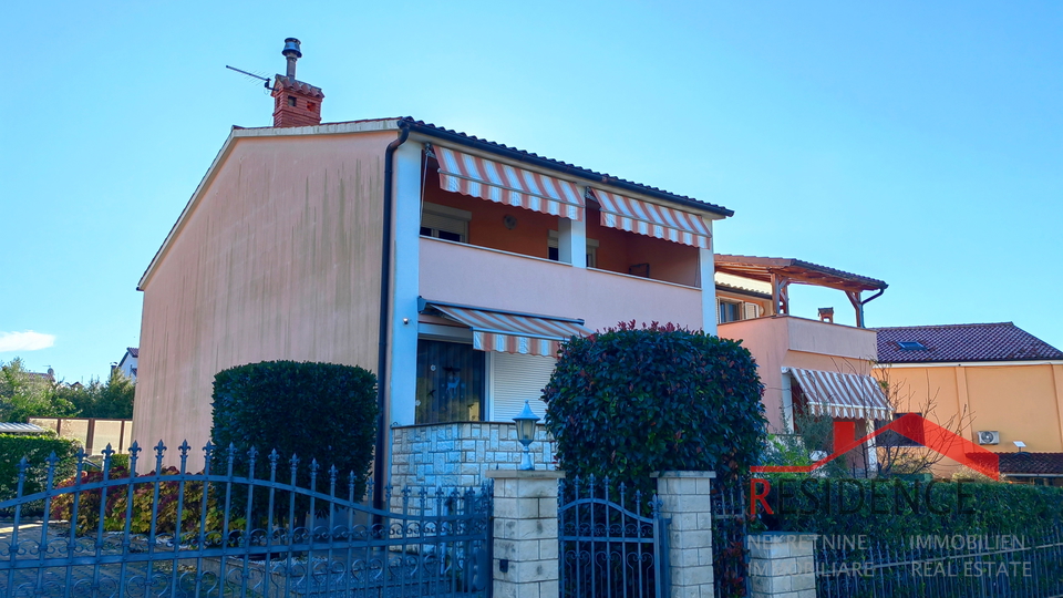 Štinjan, Einfamilienhaus mit Meerblick