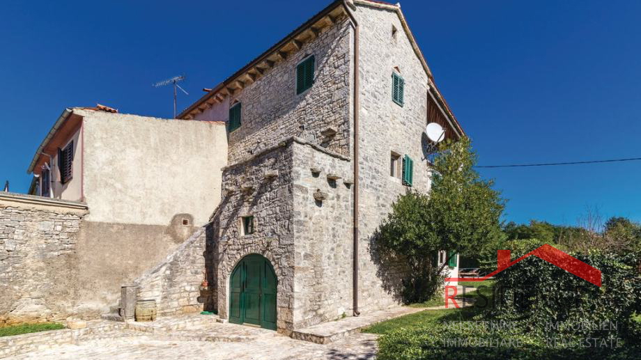 Svetvičenat-dintorni, casa rustica con piscina