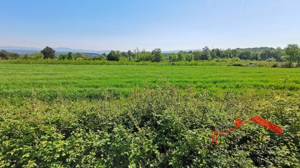 Barban, terreno edificabile nella zona industriale