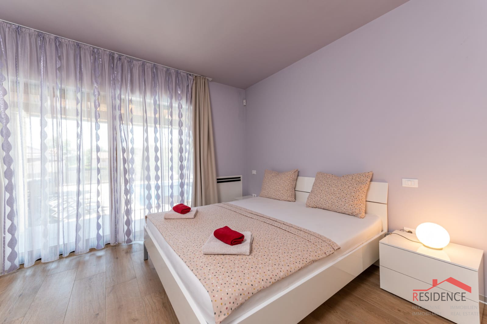 Banjole-Volme, prekrasan stan u prizemlju sa bazenom