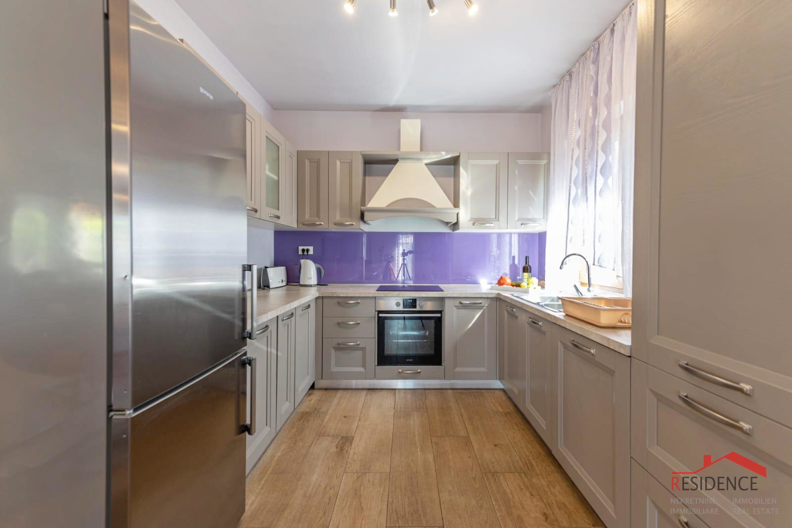 Banjole-Volme, prekrasan stan u prizemlju sa bazenom