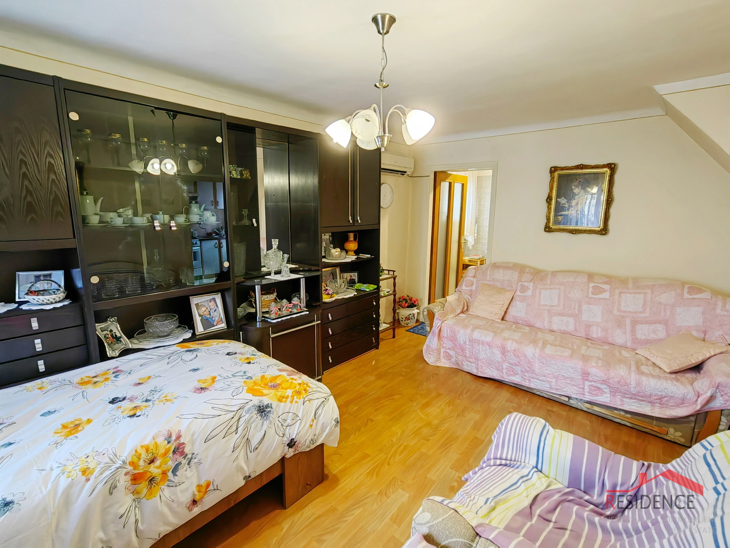 Galižana, kuća u centru s garažom