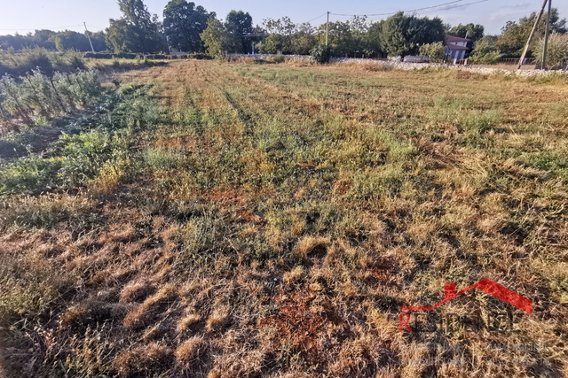 Šajini, Baugrundstück