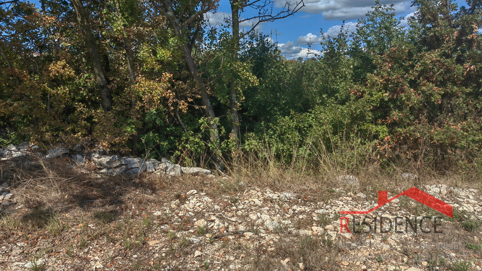 Glavani, terreno edificabile per una casa