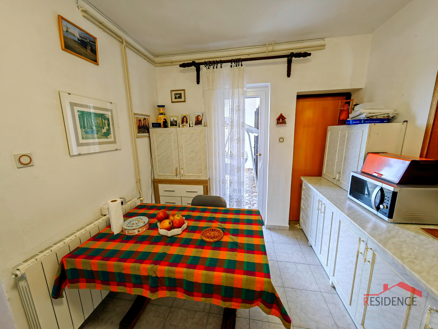 EKSKLUZIVNA PRODAJA KUĆE U BANJOLAMA, POGLED NA MORE