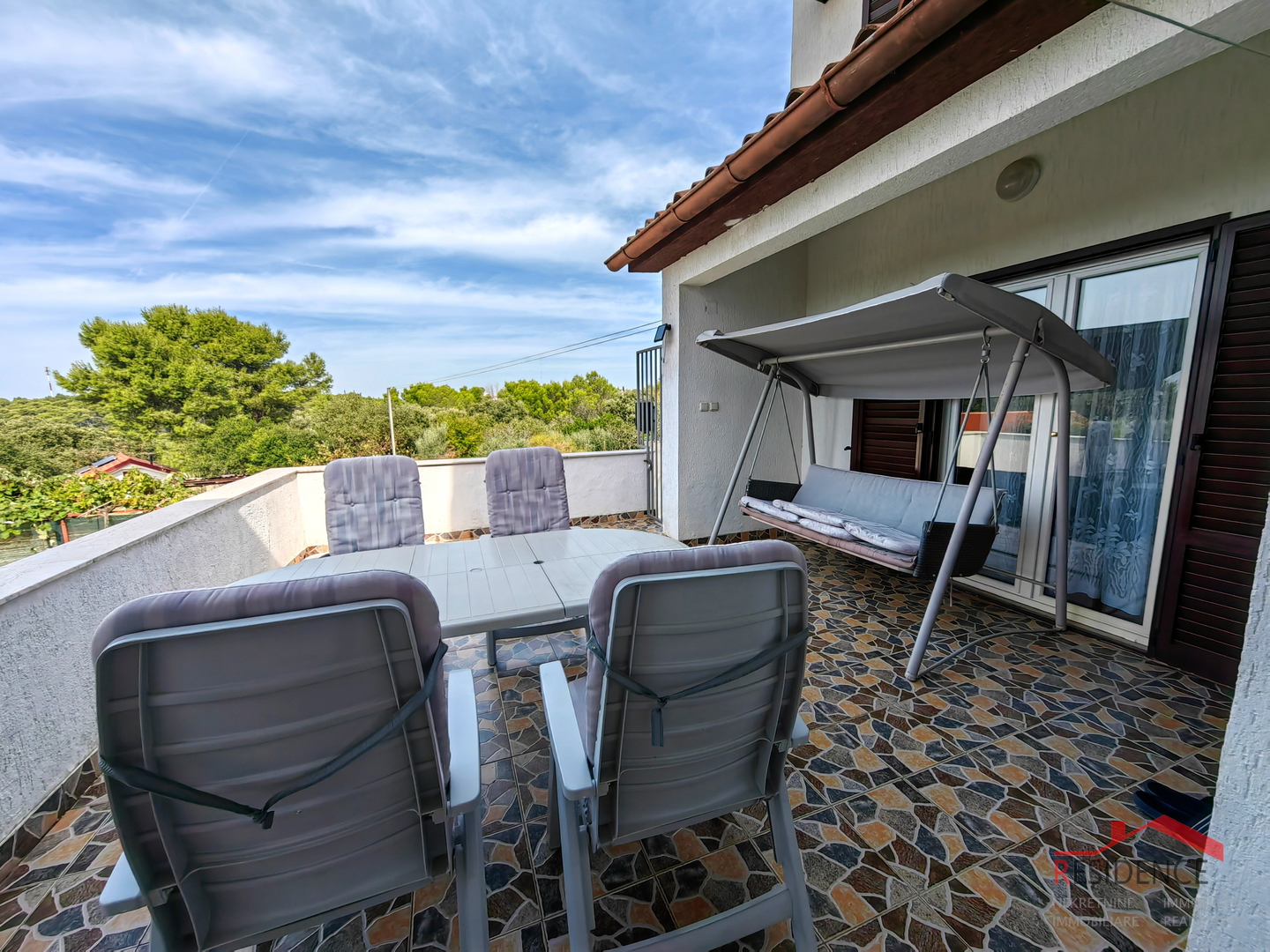 EKSKLUZIVNA PRODAJA KUĆE U BANJOLAMA, POGLED NA MORE