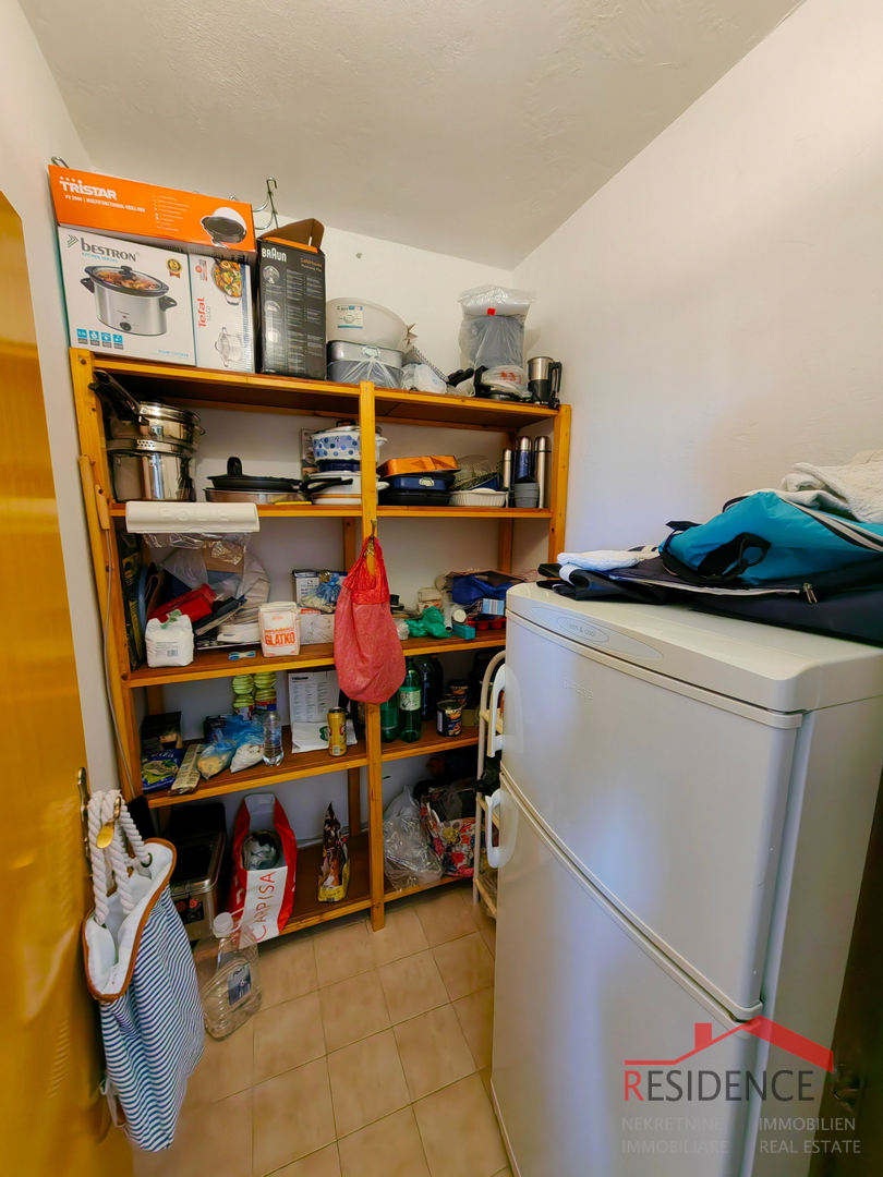 EKSKLUZIVNA PRODAJA KUĆE U BANJOLAMA, POGLED NA MORE