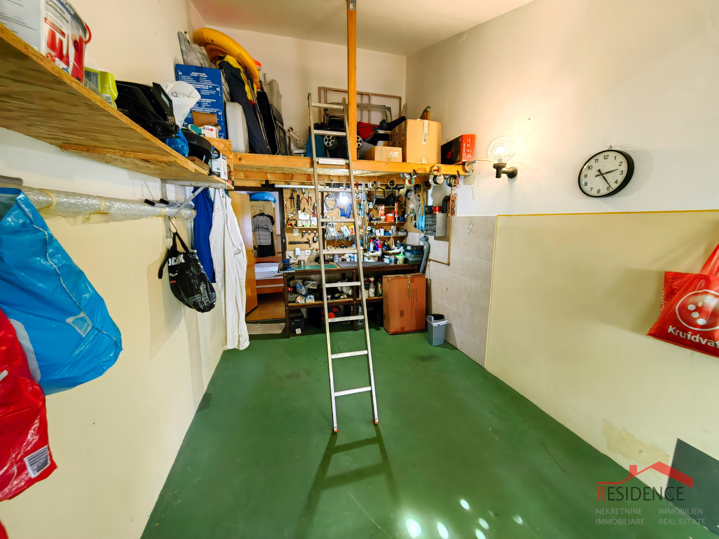 EKSKLUZIVNA PRODAJA KUĆE U BANJOLAMA, POGLED NA MORE