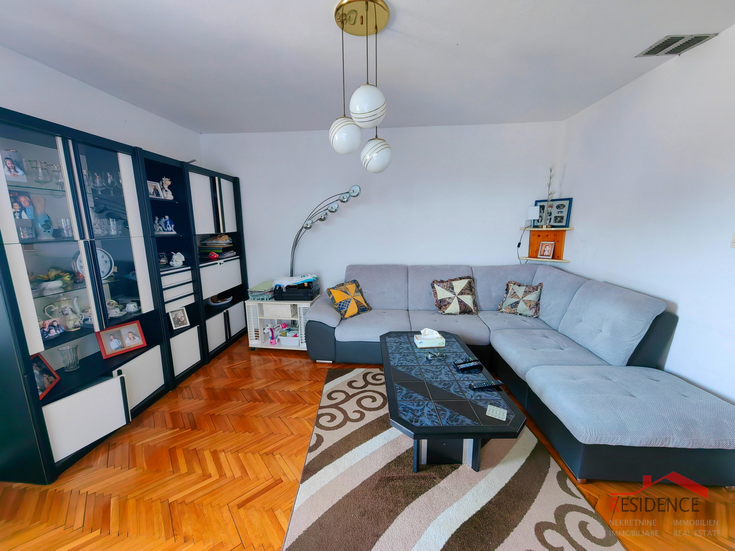 EKSKLUZIVNA PRODAJA KUĆE U BANJOLAMA, POGLED NA MORE